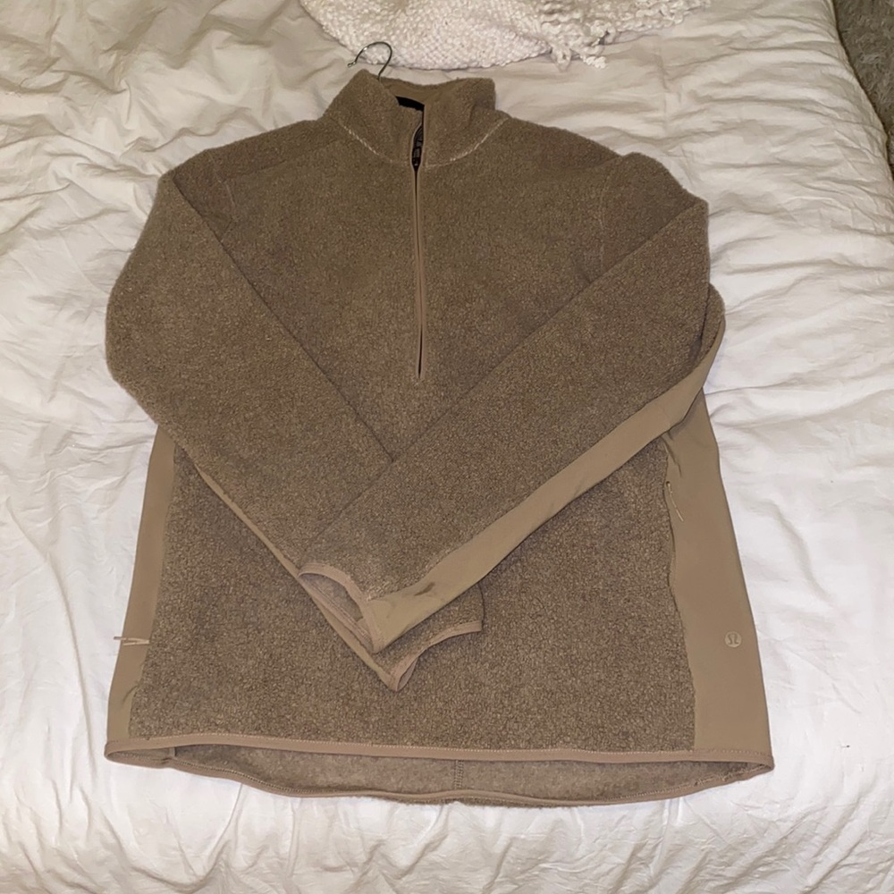 Lululemon mens tundra trek 1/2 zip